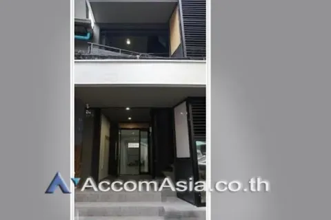 Шопхаус в Клонг Тоэй, Бангкок, Таиланд 280м2  № 217802