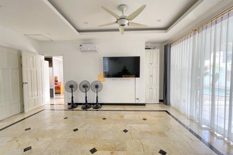 Studio sur Jomtien Beach, Pattaya, Thaïlande № 183000 - photo 18