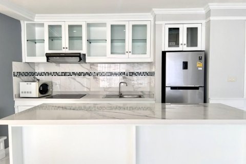 Студия в кондо в Паттайе, Таиланд № 147395 - фото 1