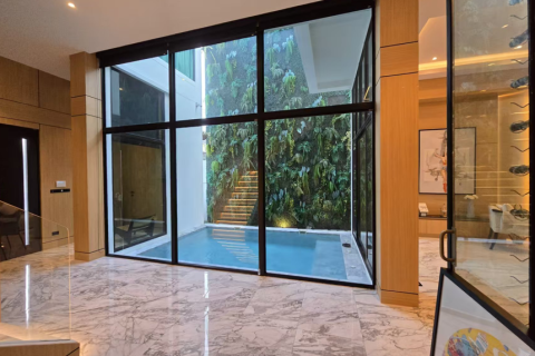 Вилла в Ваттхане, Бангкок, Таиланд с 4 спальнями  № 147396