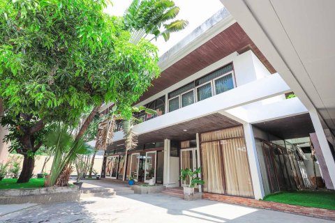 Maison à Watthana, Bangkok, Thaïlande 4 chambres № 200704