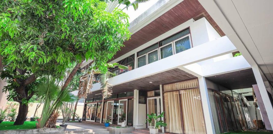 Maison à Watthana, Bangkok, Thaïlande 4 chambres № 200704