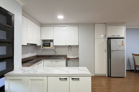 Condo in Watthana, Bangkok, Thailand, 2 bedrooms № 200707 - photo 22