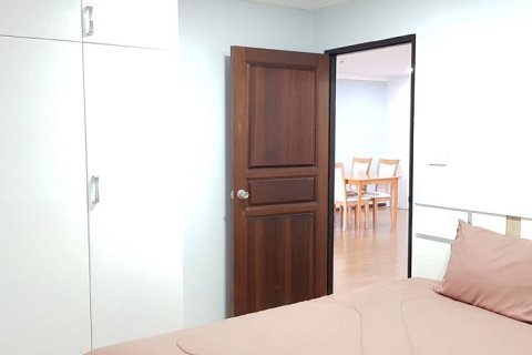 Condo in Watthana, Bangkok, Thailand, 2 bedrooms № 200707 - photo 7