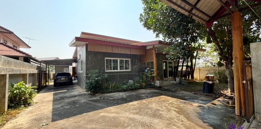 House in Mae Rim, Thailand 4 bedrooms № 205583