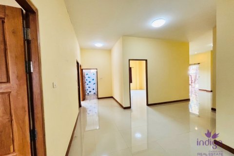 House in Mae Rim, Thailand 4 bedrooms № 205583 - photo 7