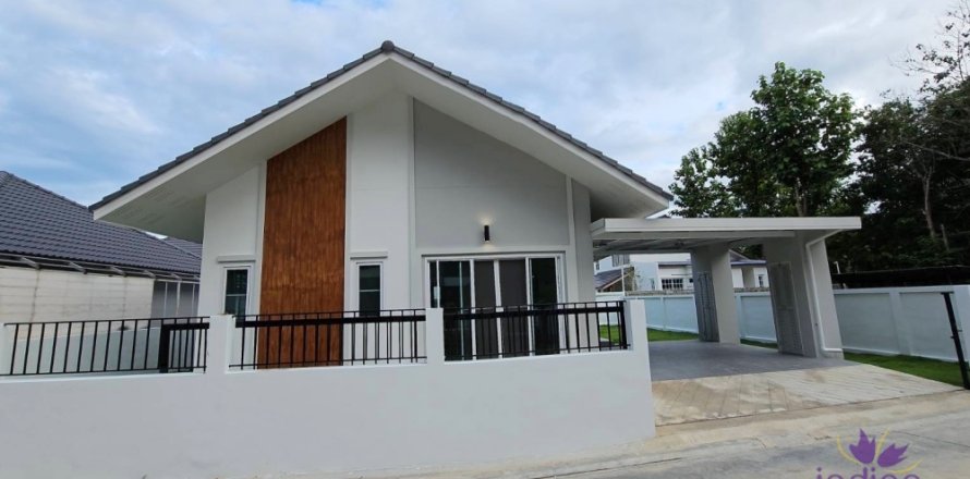 House in Mae Rim, Thailand 3 bedrooms № 205587