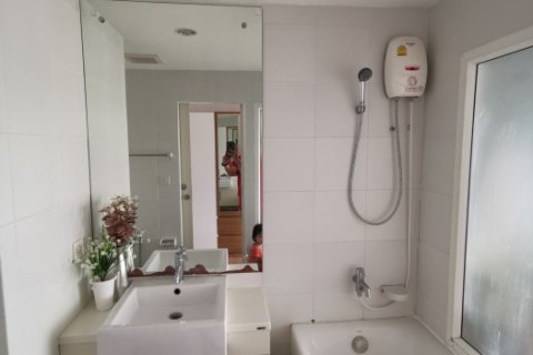 Eigentumswohnung in Sathon, Bangkok, Thailand, 1 Schlafzimmer № 219083 - Foto 9