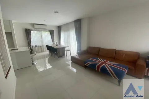 Casa de 4 dormitorios en Prawet, Bangkok, Tailandia № 219085
