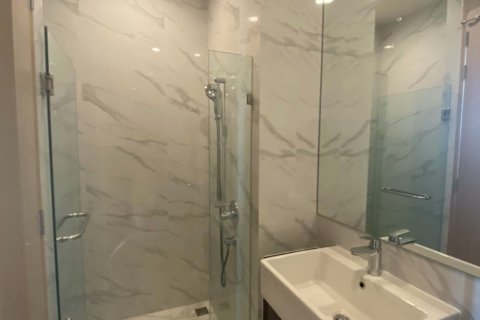 Studio dans le Condo à Watthana, Bangkok, Thaïlande  № 151560 - photo 5