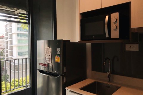 Studio in the Condo in Huai Khwang, Bangkok, Thailand  № 151559 - photo 7