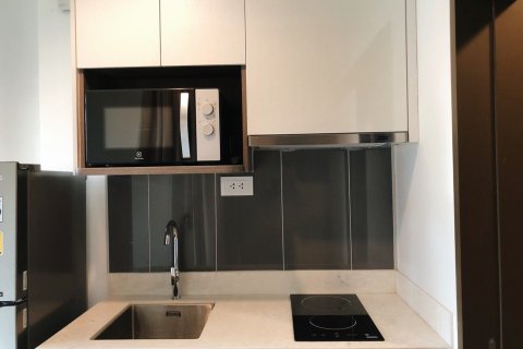 Studio in the Condo in Huai Khwang, Bangkok, Thailand  № 151559 - photo 9