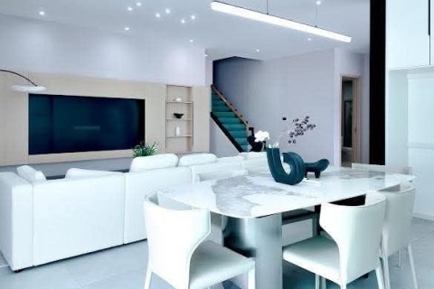 House in Pattaya, Thailand 5 bedrooms № 151561 - photo 4