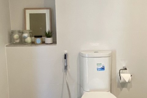 Condo in Hua Hin, Thailand, 3 bedrooms № 139784 - photo 8