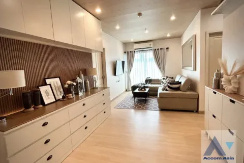 Eigentumswohnung in Huai Khwang, Bangkok, Thailand, 3 Schlafzimmer № 218917 - Foto 2