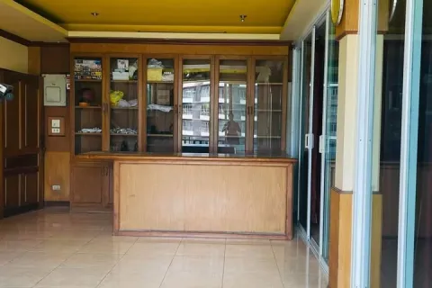 Reihenhaus in Watthana, Bangkok, Thailand 6 Schlafzimmer № 218919 - Foto 4