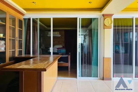 Reihenhaus in Watthana, Bangkok, Thailand 6 Schlafzimmer № 218919 - Foto 5