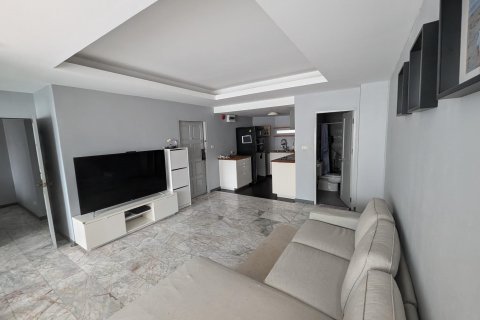 Condo in Phaya Thai, Bangkok, Thailand, 2 bedrooms  № 141319 - photo 1