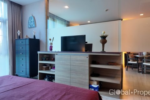 Condo in Pattaya, Thailand, 1 bedroom  № 198744 - photo 15