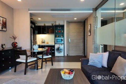 Condo in Pattaya, Thailand, 1 bedroom  № 198744 - photo 5