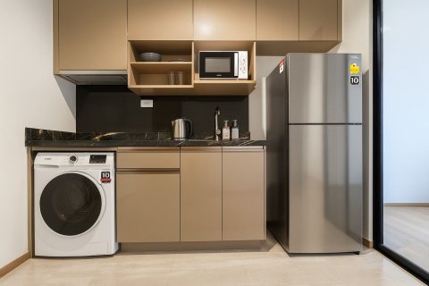 Condo in Khlong Toei, Bangkok, Thailand, 2 bedrooms № 155240 - photo 4