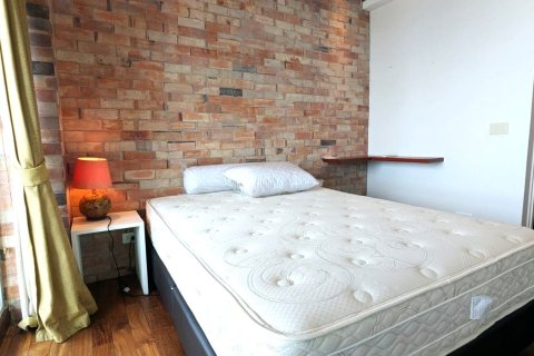 Кондоминиум с 2 спальнями в Кхлонг Сане, Бангкок, Таиланд № 155239 - фото 13