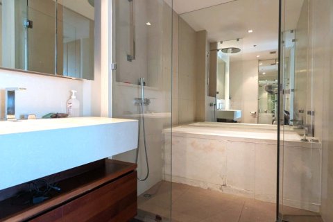 Кондоминиум с 2 спальнями в Кхлонг Сане, Бангкок, Таиланд № 155239 - фото 16