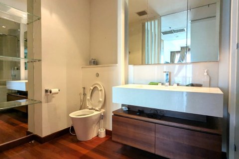 Кондоминиум с 2 спальнями в Кхлонг Сане, Бангкок, Таиланд № 155239 - фото 15