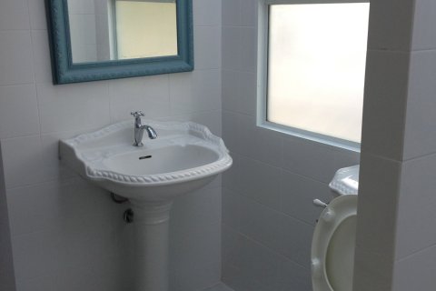 House in Hua Hin, Thailand 3 bedrooms № 155243 - photo 8