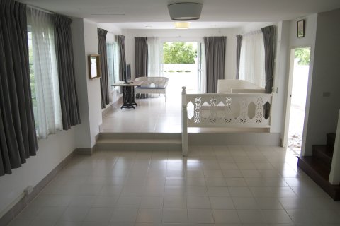 House in Hua Hin, Thailand 3 bedrooms № 155243 - photo 4