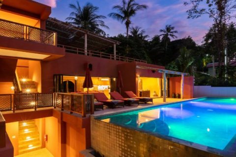 Вилла в Сураттхани, Таиланд с 4 спальнями № 155244 - фото 1