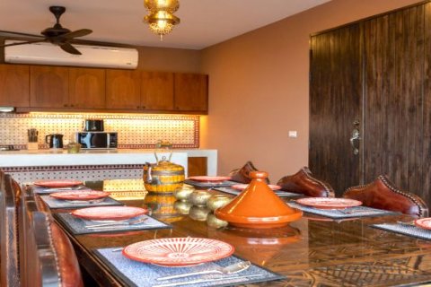 Вилла в Сураттхани, Таиланд с 4 спальнями № 155244 - фото 8