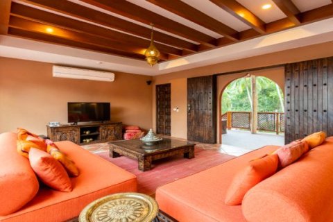 Вилла в Сураттхани, Таиланд с 4 спальнями № 155244 - фото 5