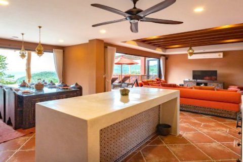 Вилла в Сураттхани, Таиланд с 4 спальнями № 155244 - фото 7