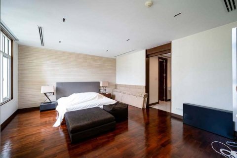 Condo in Sathon, Bangkok, Thailand, 3 bedrooms № 155241 - photo 2
