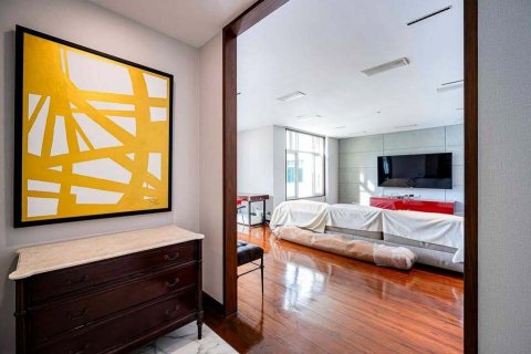 Condo in Sathon, Bangkok, Thailand, 3 bedrooms № 155241 - photo 4