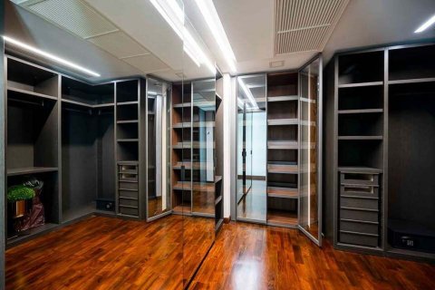 Condo in Sathon, Bangkok, Thailand, 3 bedrooms № 155241 - photo 3