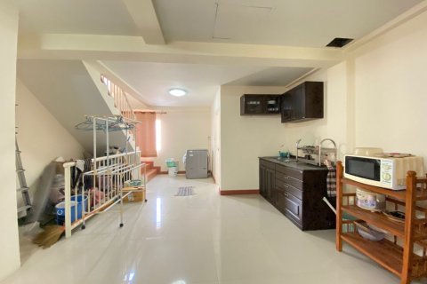 Propriété commerciale à Chiang Mai, Thaïlande № 160052 - photo 10