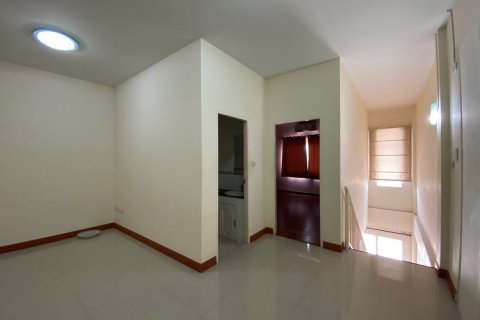 Propriété commerciale à Chiang Mai, Thaïlande № 160052 - photo 26