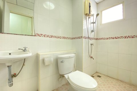 Propriété commerciale à Chiang Mai, Thaïlande № 160052 - photo 4