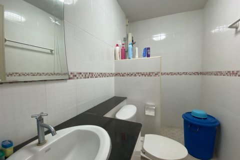 Propriété commerciale à Chiang Mai, Thaïlande № 160052 - photo 16