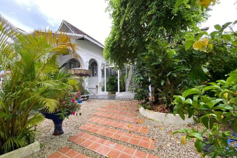 Дом в Чиангмае, Таиланд с 5 спальнями № 160055 - фото 17