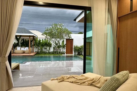 House in Phuket, Thailand 3 bedrooms № 141792 - photo 15