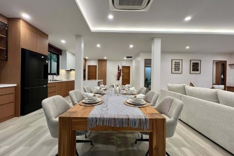 House in Phuket, Thailand 3 bedrooms № 141792 - photo 7