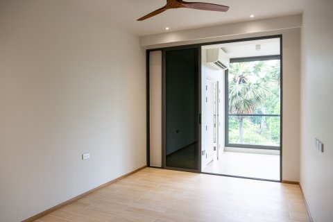 Condo in Phuket, Thailand, 2 bedrooms  № 160693 - photo 18
