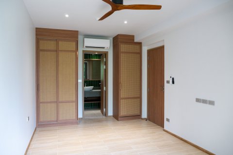 Condo in Phuket, Thailand, 2 bedrooms  № 160693 - photo 10