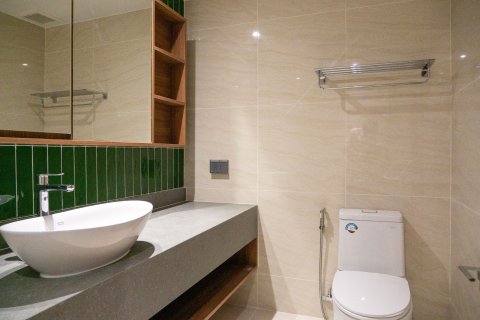 Condo in Phuket, Thailand, 2 bedrooms  № 160693 - photo 14