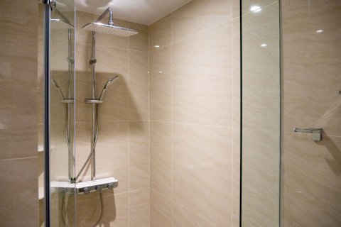 Condo in Phuket, Thailand, 2 bedrooms  № 160693 - photo 17