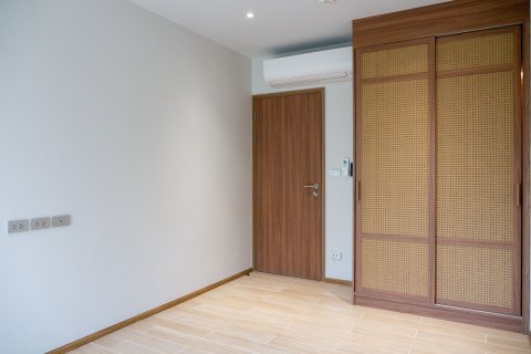 Condo in Phuket, Thailand, 2 bedrooms  № 160693 - photo 21