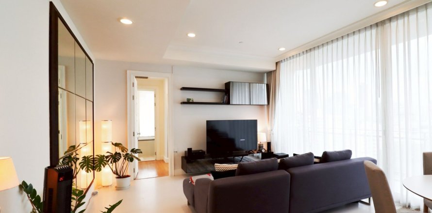 Condo in Watthana, Bangkok, Thailand, 2 bedrooms  № 160689